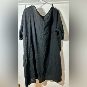 Final Touch Over Flowy Short Sleeve V Neck  Top M Tunic